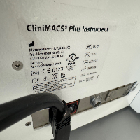 Miltenyi CliniMACS plus Instrument image 2